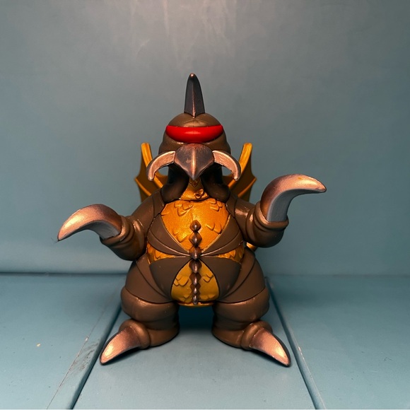 Godzilla (70th Anniversary) Mystery Minis - Gigan 1/24 - Picture 2 of 8